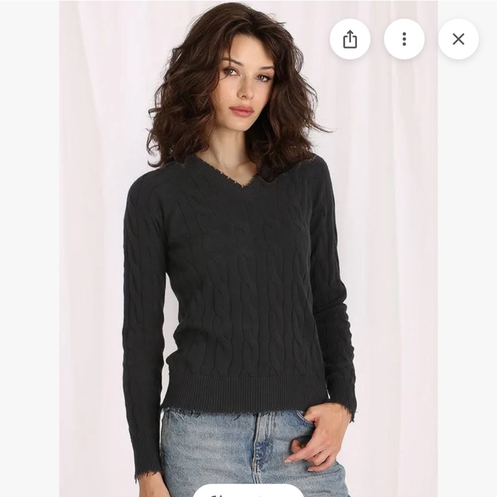 Minnie Rose black V-Neck Cable Knit Sweater
